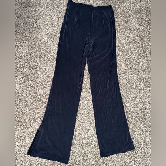 Elegant Black Women's Pants - Picture 10 of 14